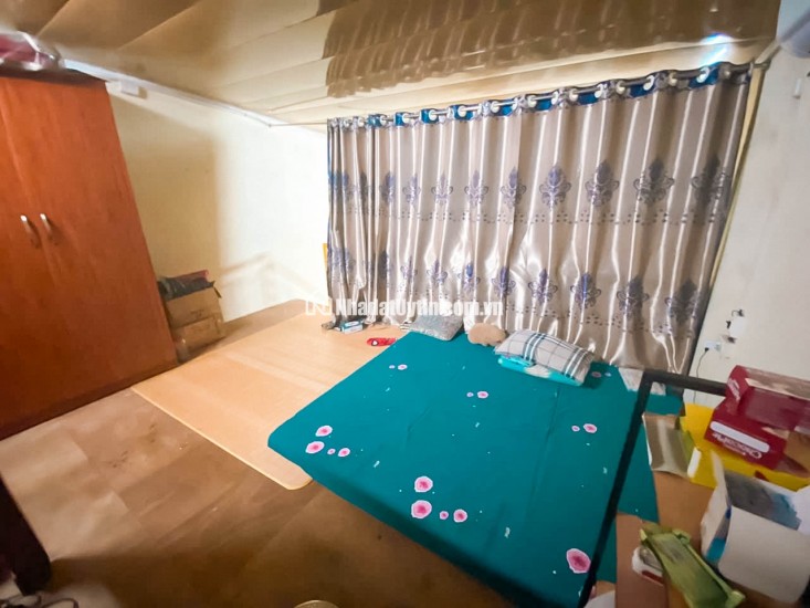 Bán nhà gấp Ngõ 156 Tam Trinh,Hoàng Mai - Diện tích 36m2 - Ôtô đỗ cửa cách 15m - Ngõ thông - Có sân để xe - 1,7 tỷ